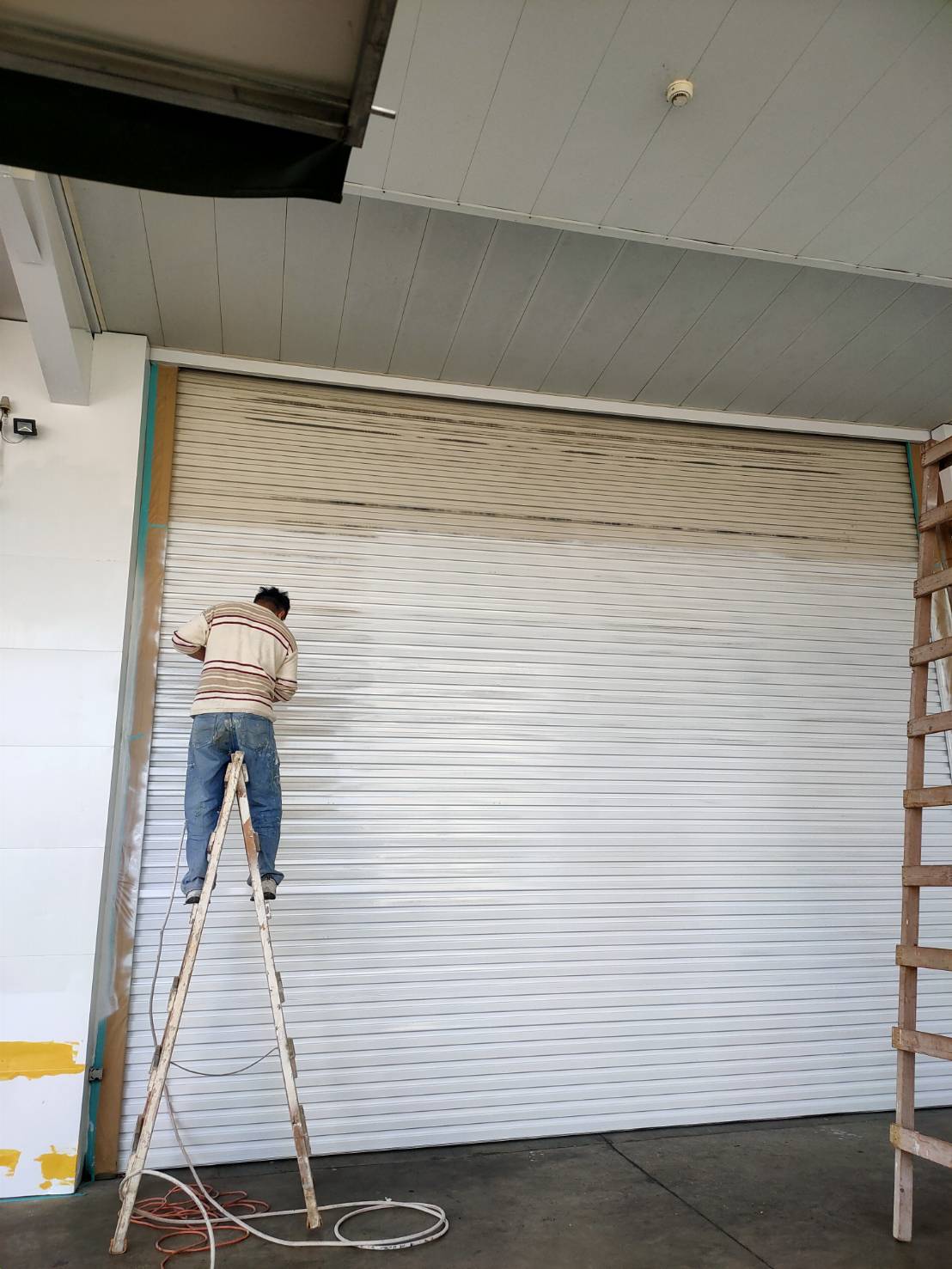 嘉義鐵捲門油漆