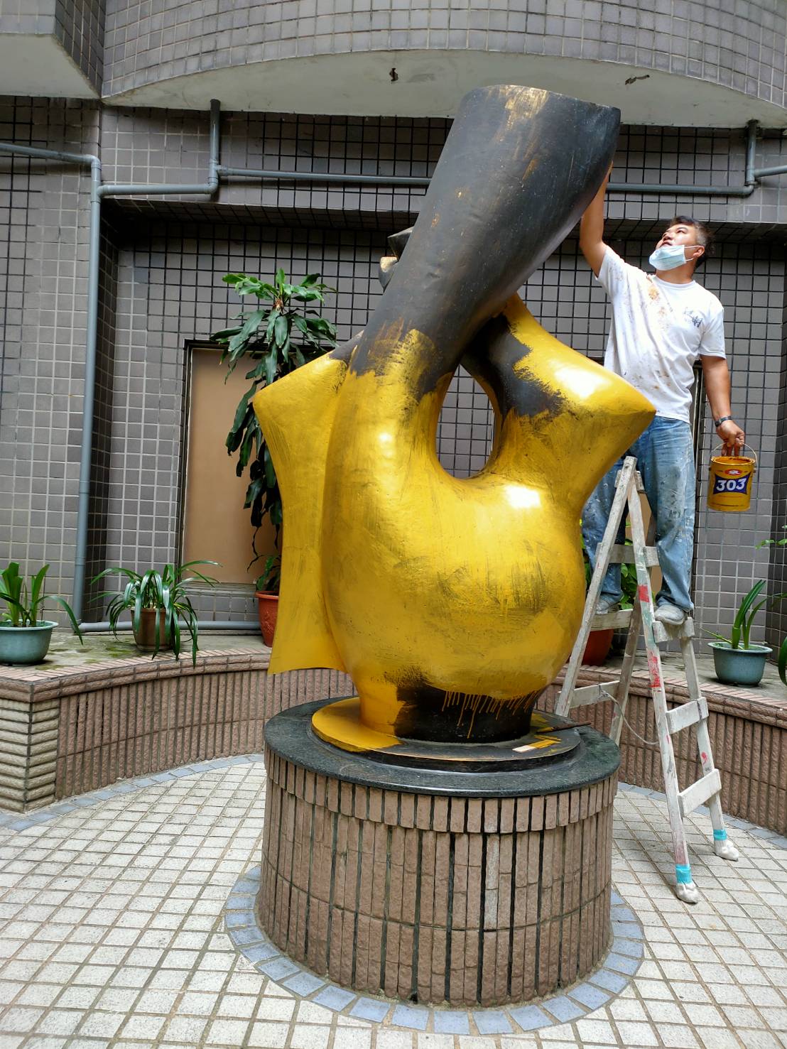 嘉義大樓公設標誌油漆