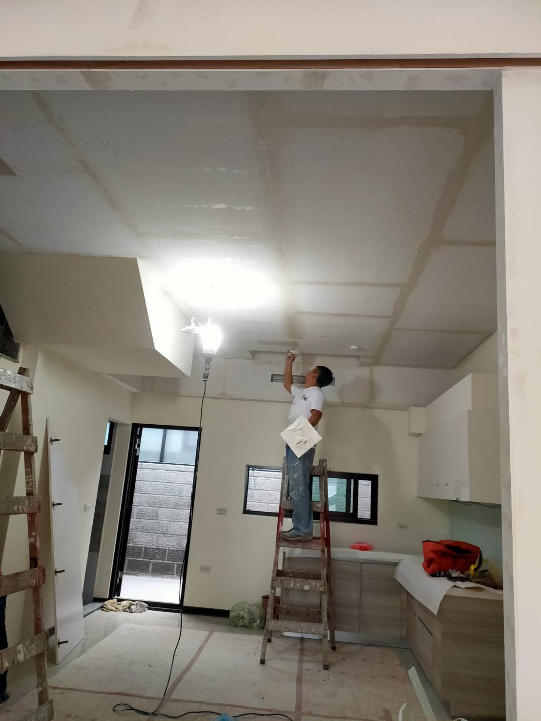 台南矽酸鈣板油漆粉刷